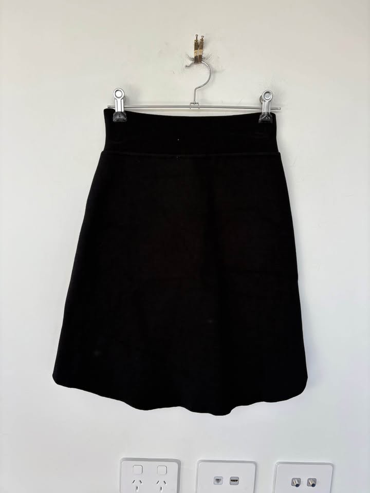 Scanlan Theodore Crepe Skirt - size 8