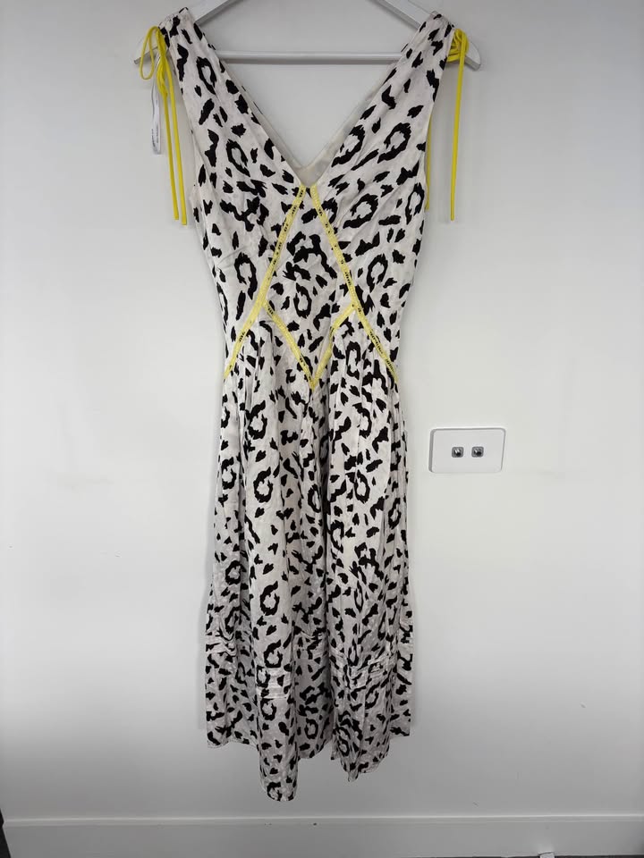 Self Portrait Dress - size 6