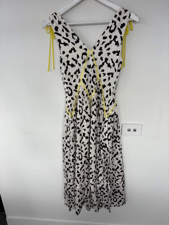 Self Portrait Dress - size 6