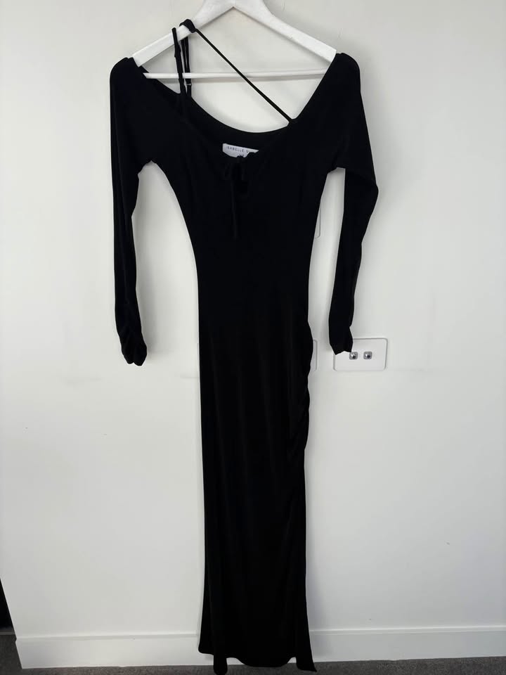 Isabelle Quinn Maxi Dress - size 8