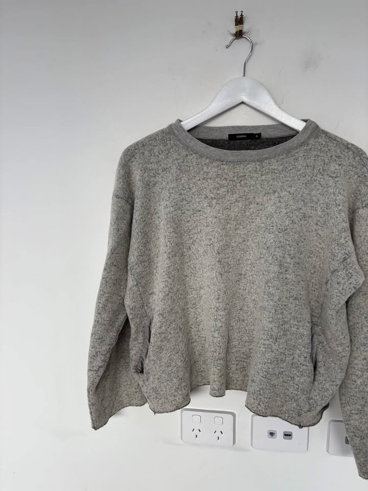 Bassike Jumper - size medium