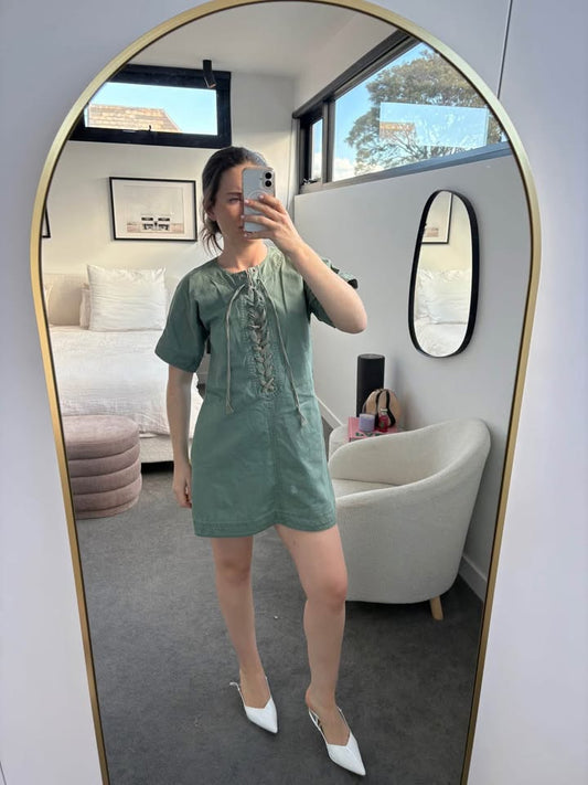 Camilla and Marc Mini Dress - size 8