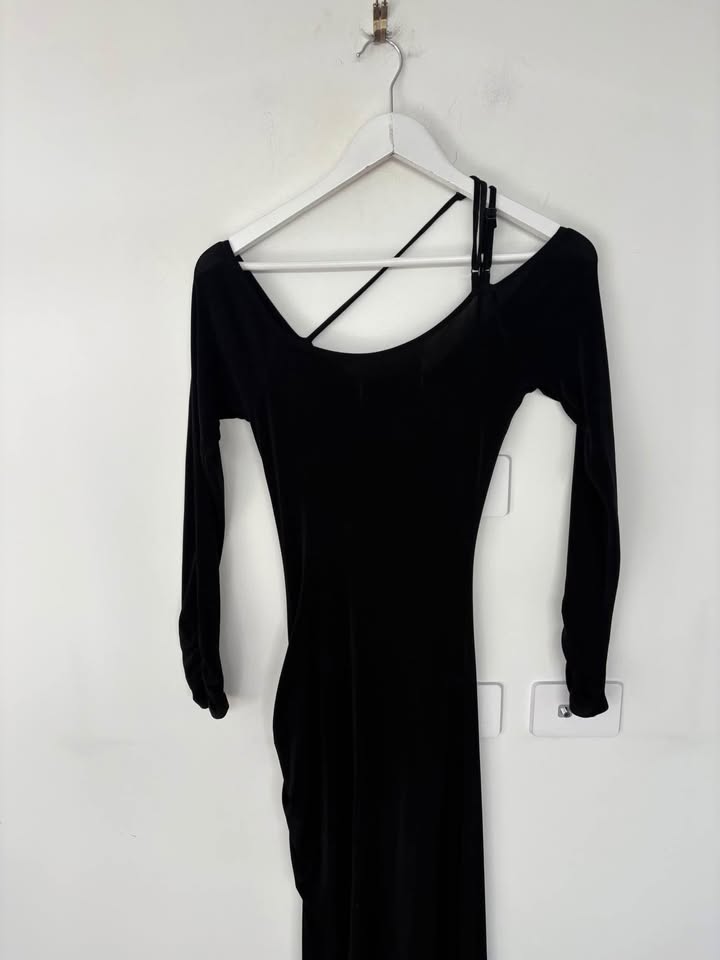 Isabelle Quinn Maxi Dress - size 8