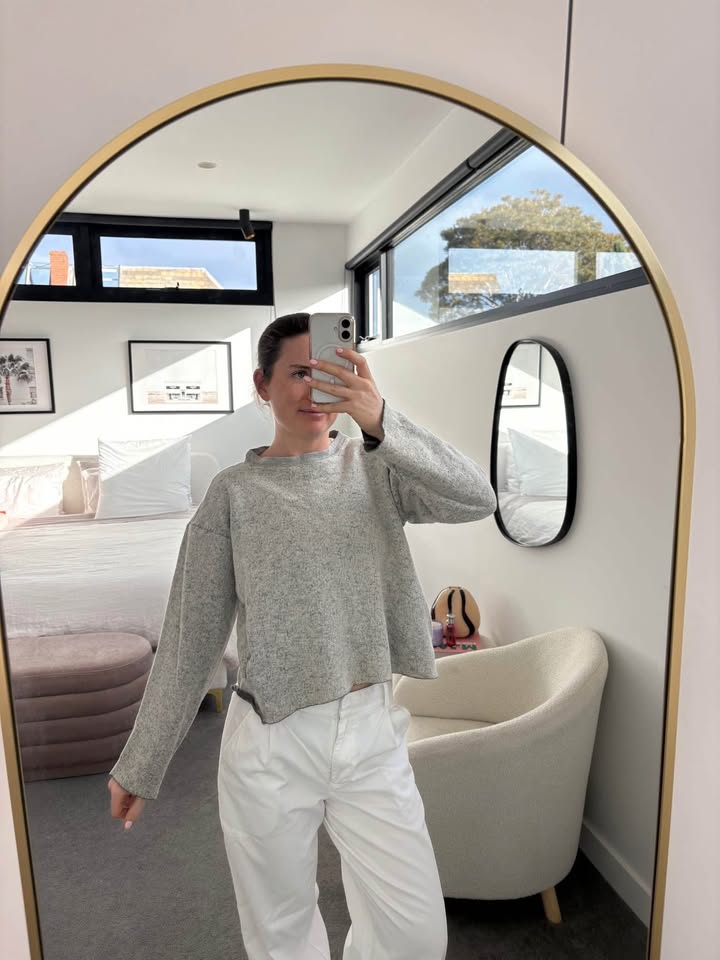 Bassike Jumper - size medium