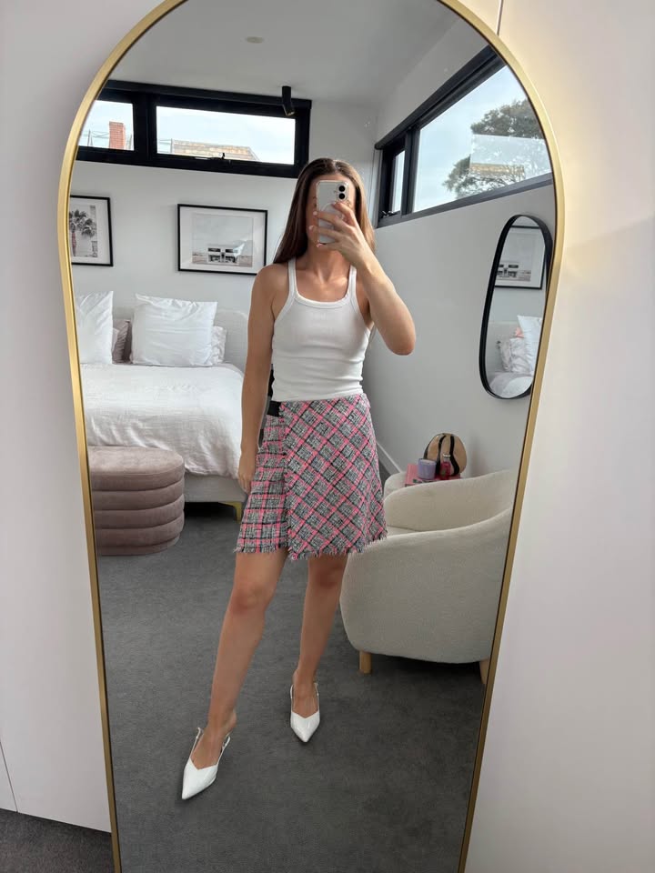 Karl Lagerfield Skirt - size 8