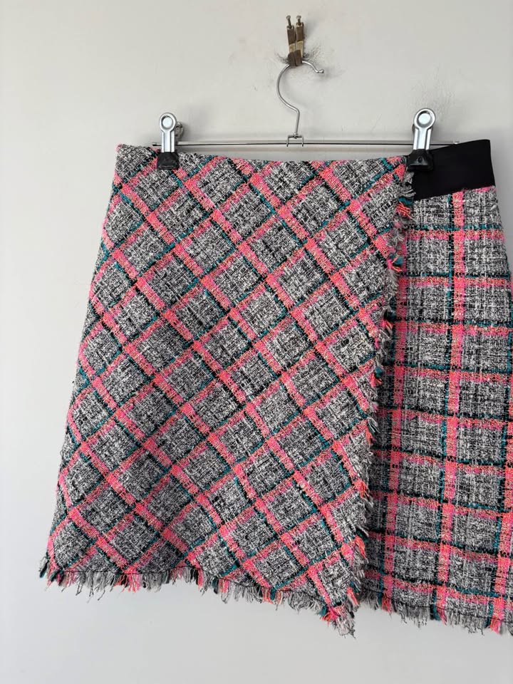 Karl Lagerfield Skirt - size 8
