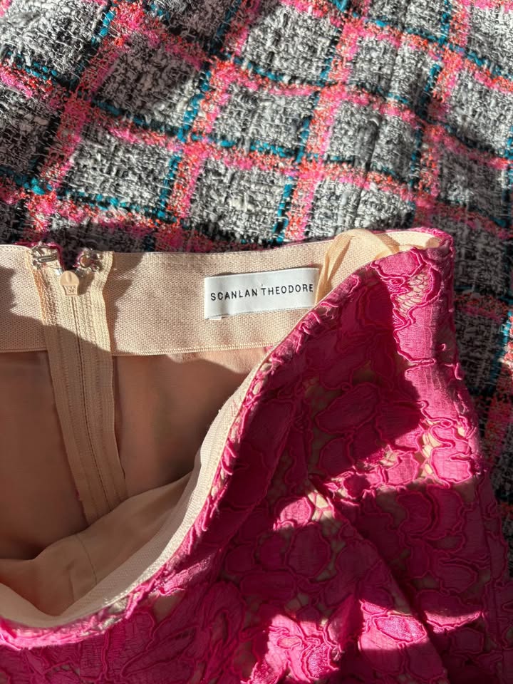 Scanlan Theodore Pink Lace Shorts - size 8