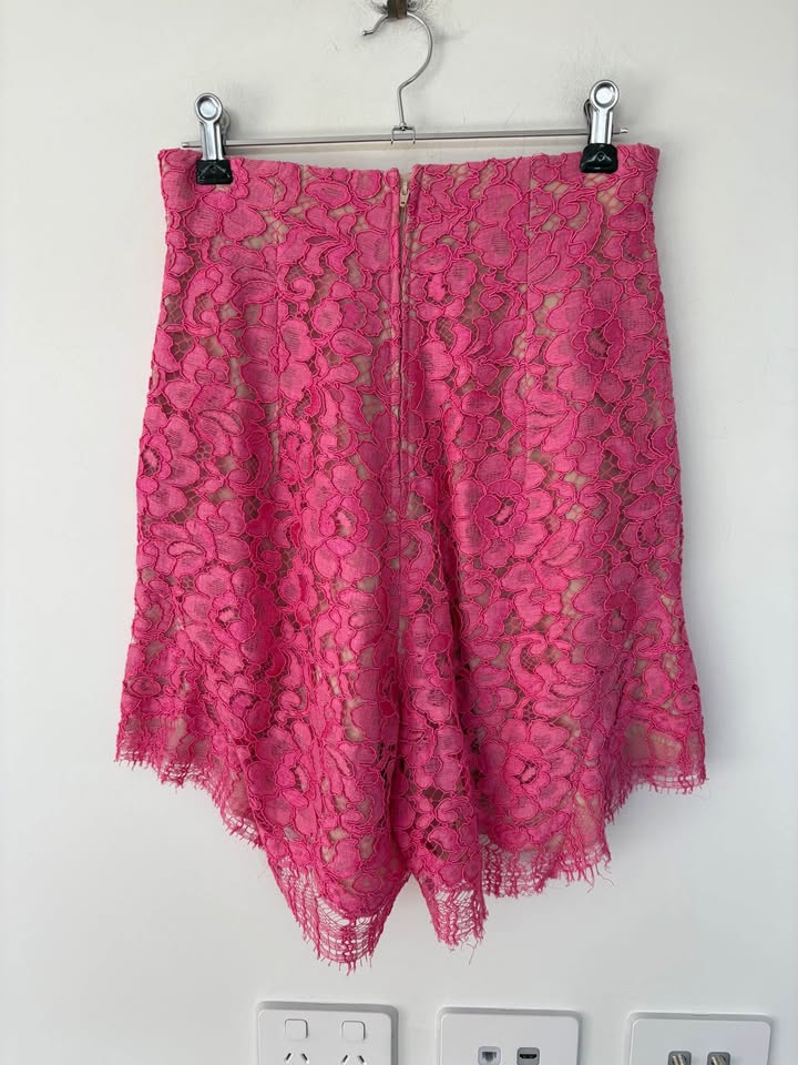 Scanlan Theodore Pink Lace Shorts - size 8