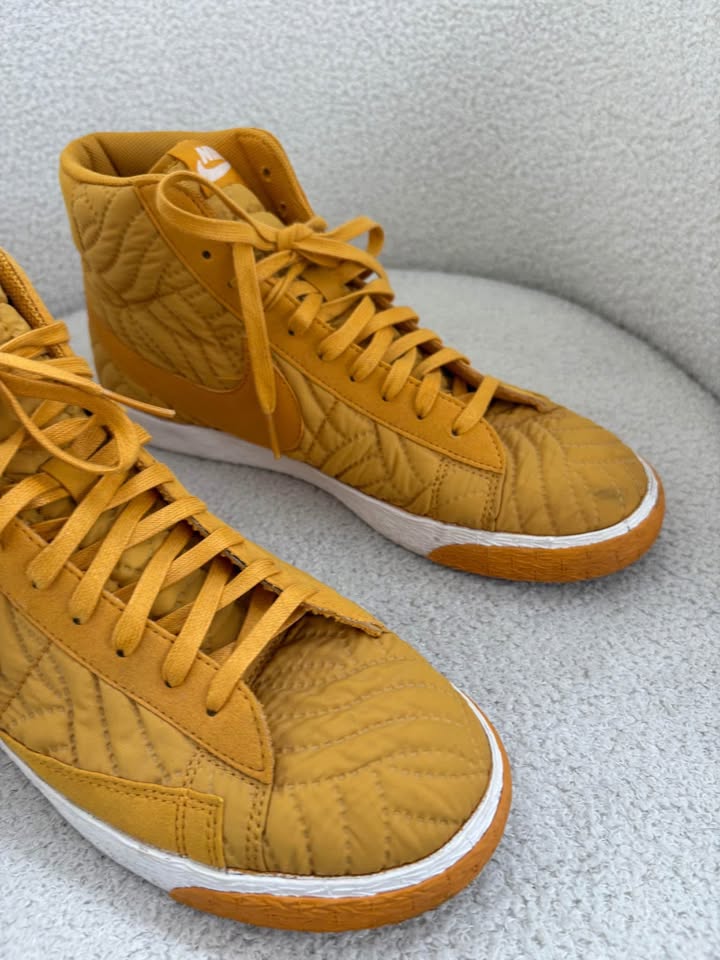 Nike Runners - size 40.5