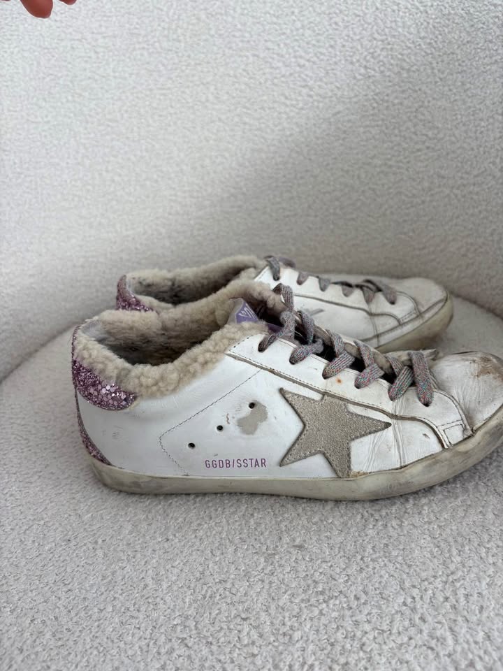 Golden Goose Superstars - size 38