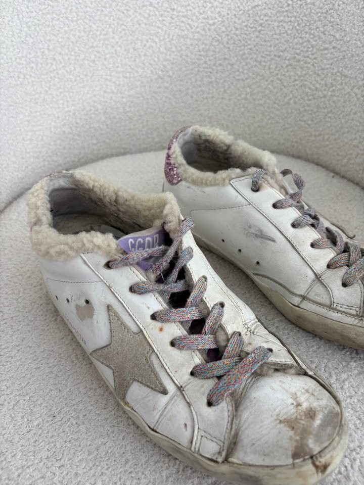 Golden Goose Superstars - size 38