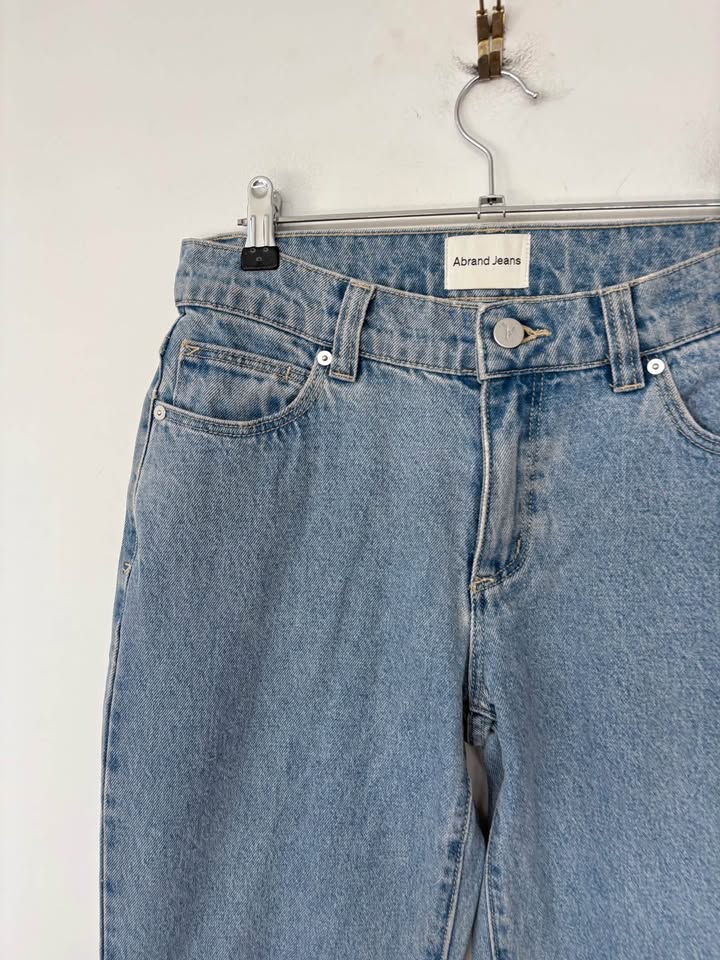 Abrand Jeans - Size 6