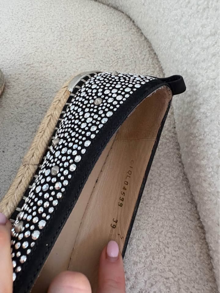 Stuart Weitzman Flats - Size 39