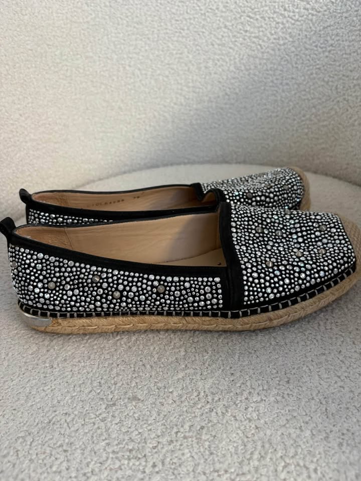 Stuart Weitzman Flats - Size 39