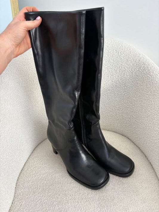 LA Tribe Boots - Size 39