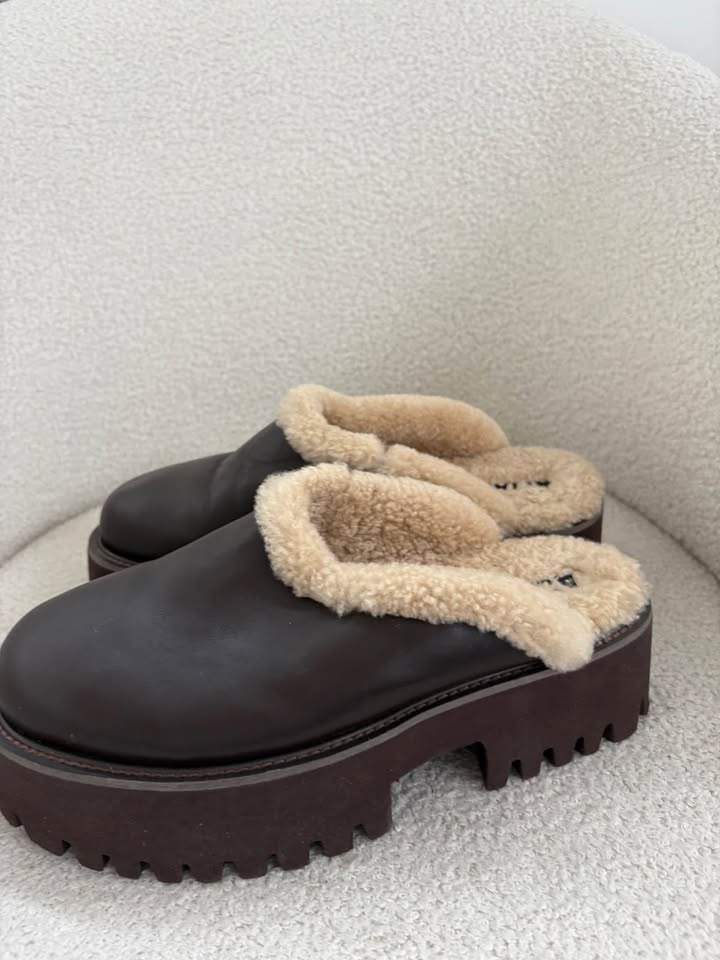Alias Mae Mules - Size 39