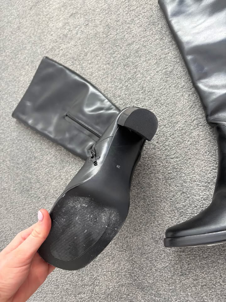 LA Tribe Boots - Size 39