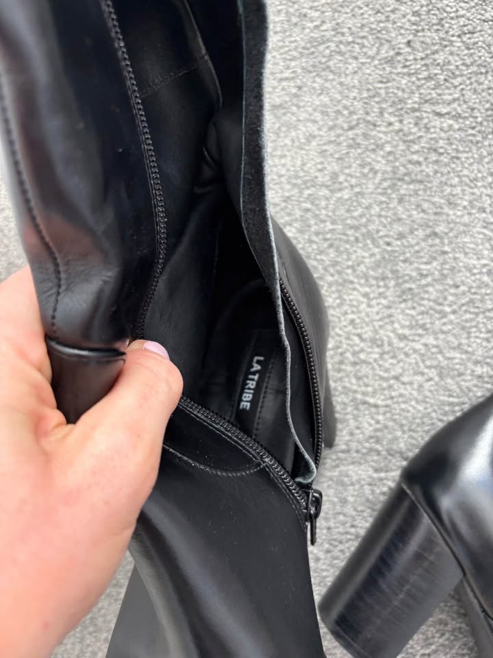 LA Tribe Boots - Size 39
