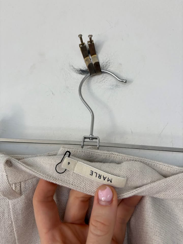 Marle Linen Set - Size 6