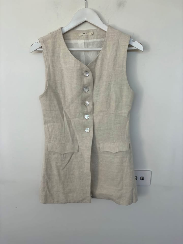 Marle Linen Set - Size 6