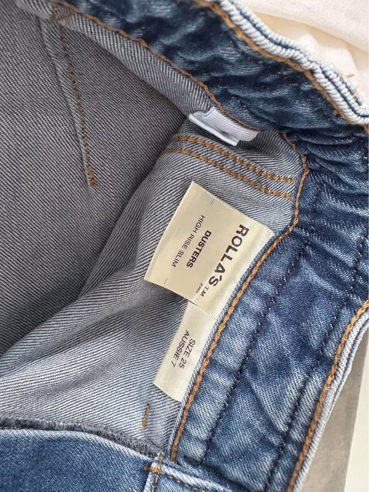 Rollas Denim Shorts - size 25