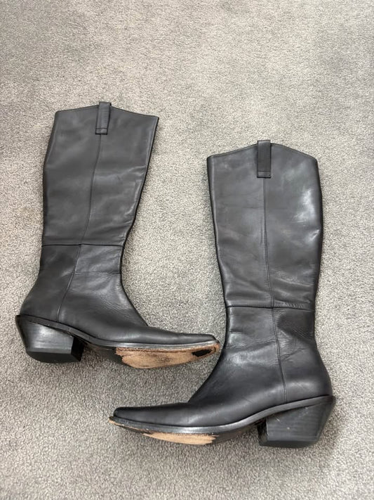 La Tribe Boots - size 40