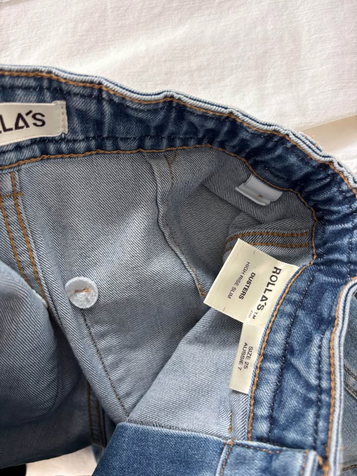 Rollas Denim Shorts - size 25