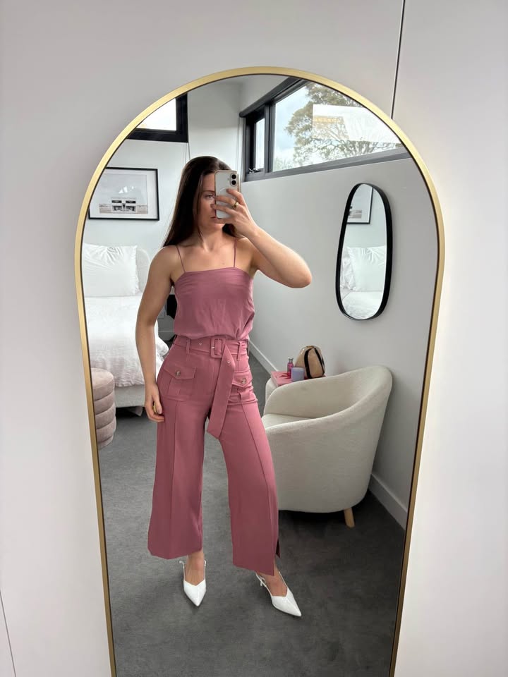 ELKA Collective 3 piece Suit - size 6