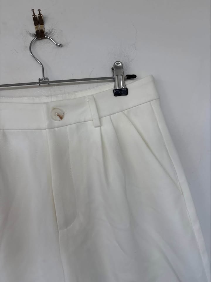 Bayse Shorts - Size Small