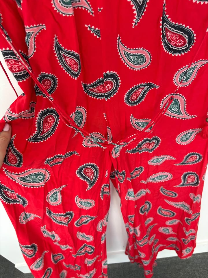 Tigerlily Jumpsuit with scrunchy - Size 8