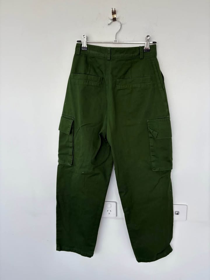 The Frankie Shop Cargo Pants - size xs