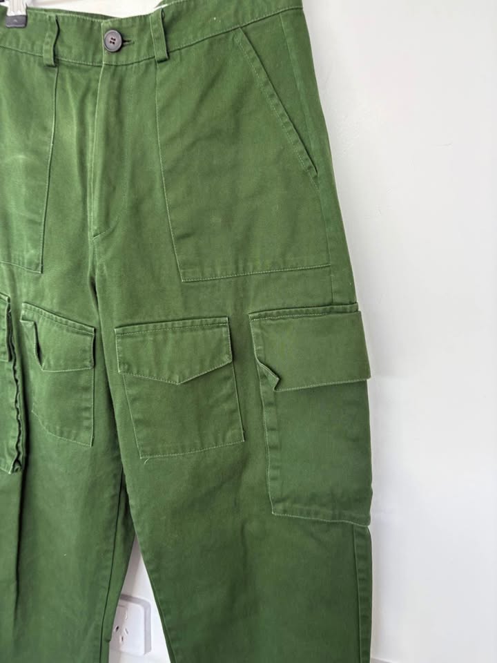 The Frankie Shop Cargo Pants - size xs