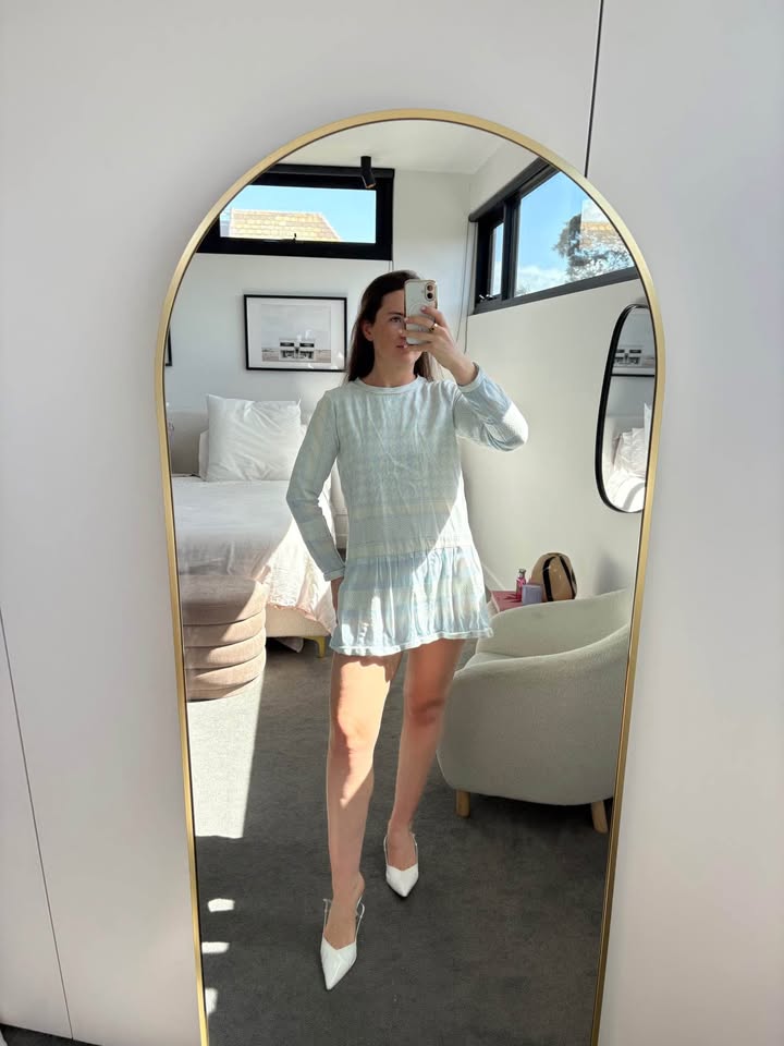 CECILIE Mini Dress - size xs