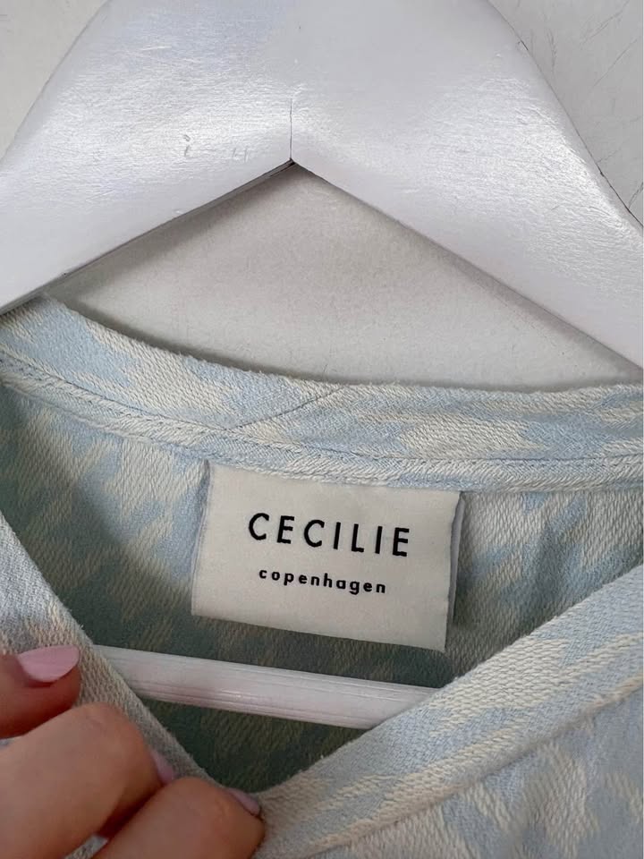 CECILIE Mini Dress - size xs