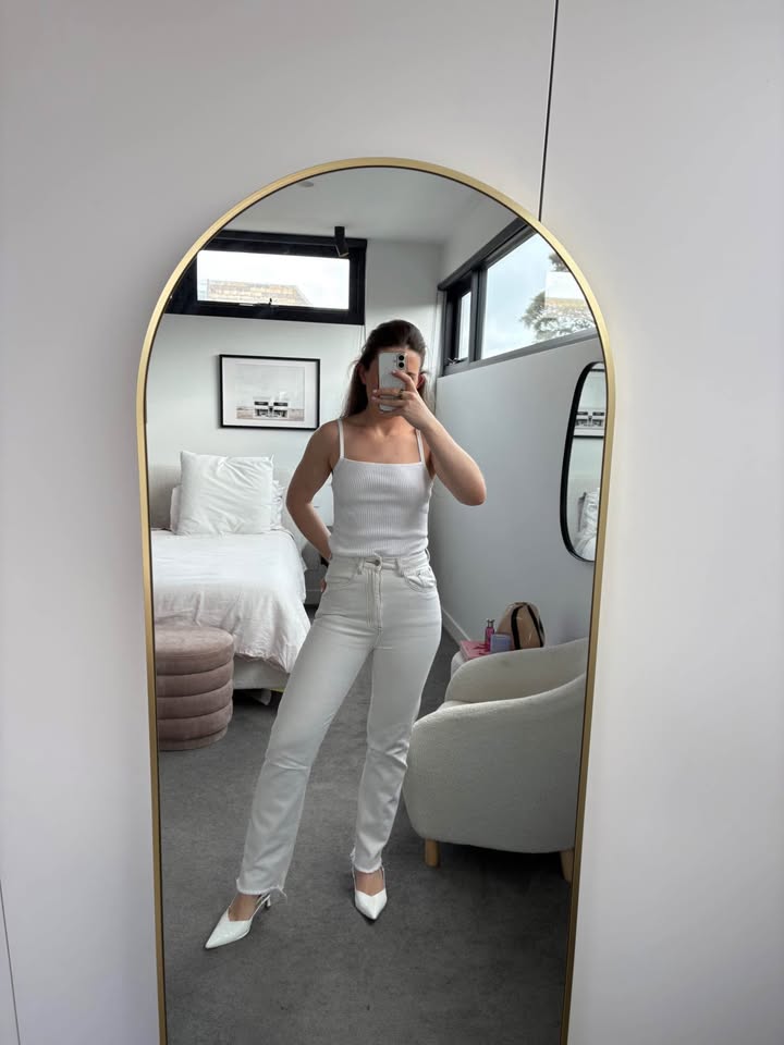 DISSH Jeans - size 6