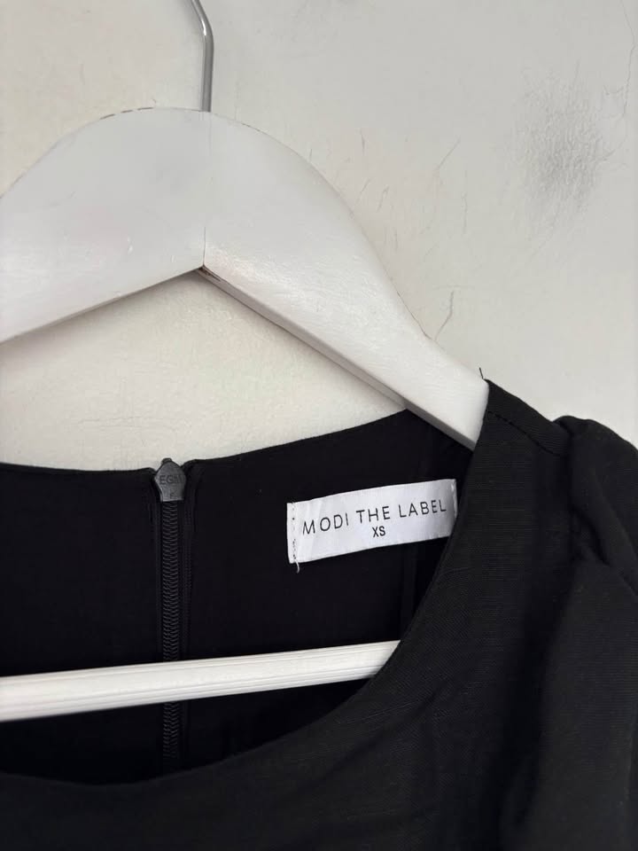 Modi the label - size xs