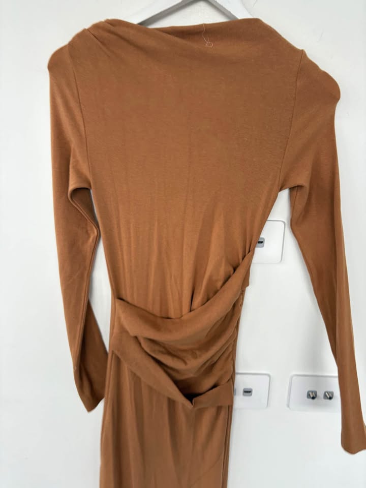 KIVARI Maxi Dress - size 6