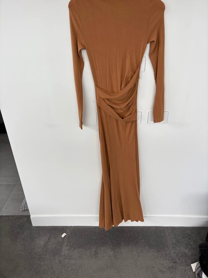 KIVARI Maxi Dress - size 6
