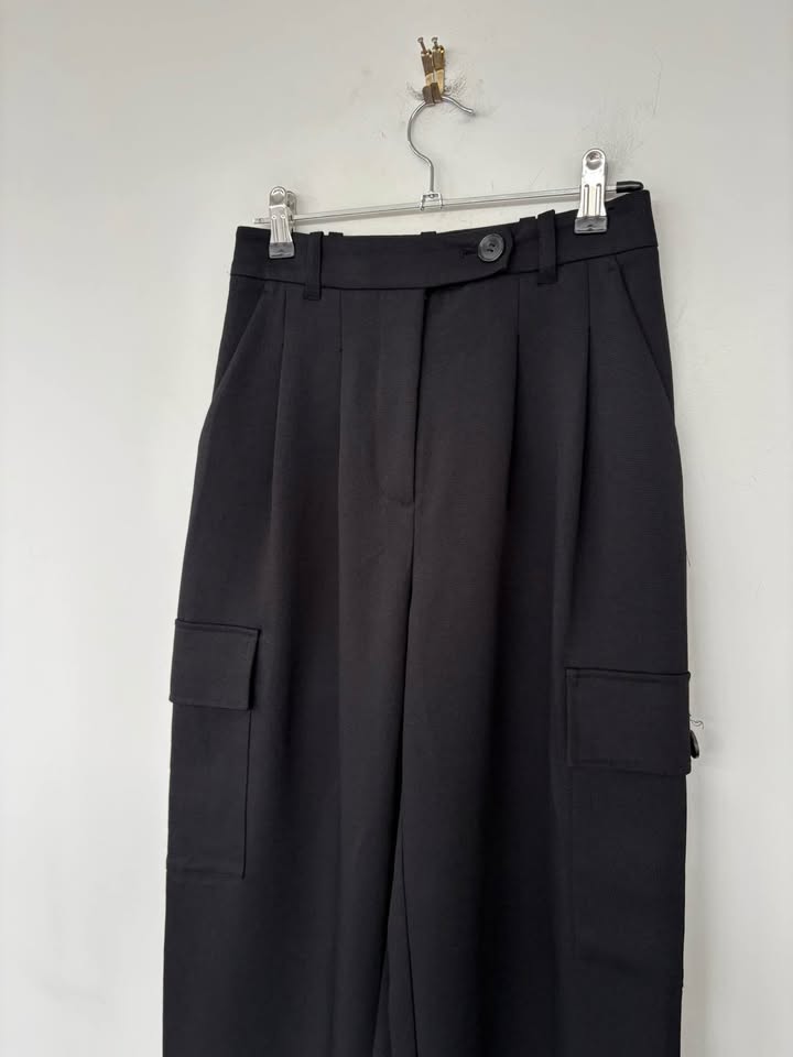 Saba Cargo Pants - size 4