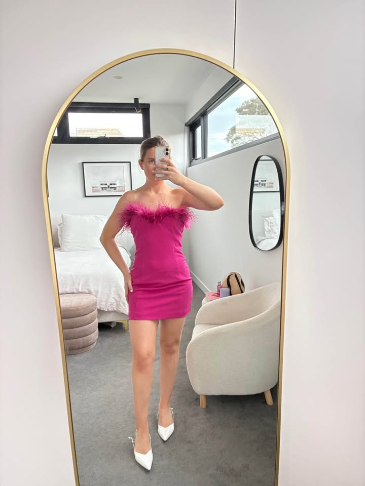 Runaway Mini Dress - size medium