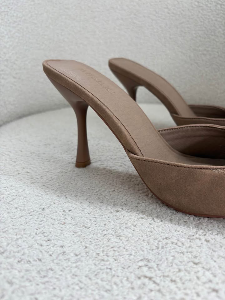 MESHKI Heels - size 39