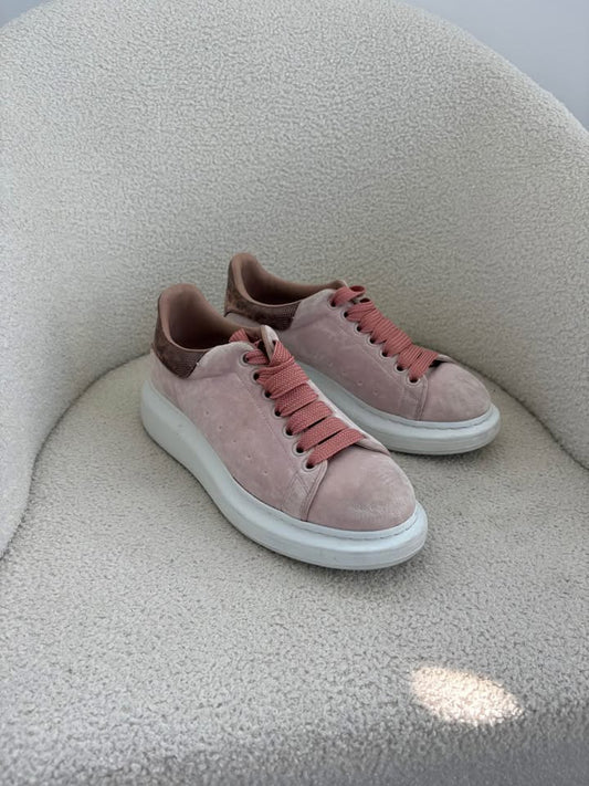 Alexander McQueen Runner - size 40
