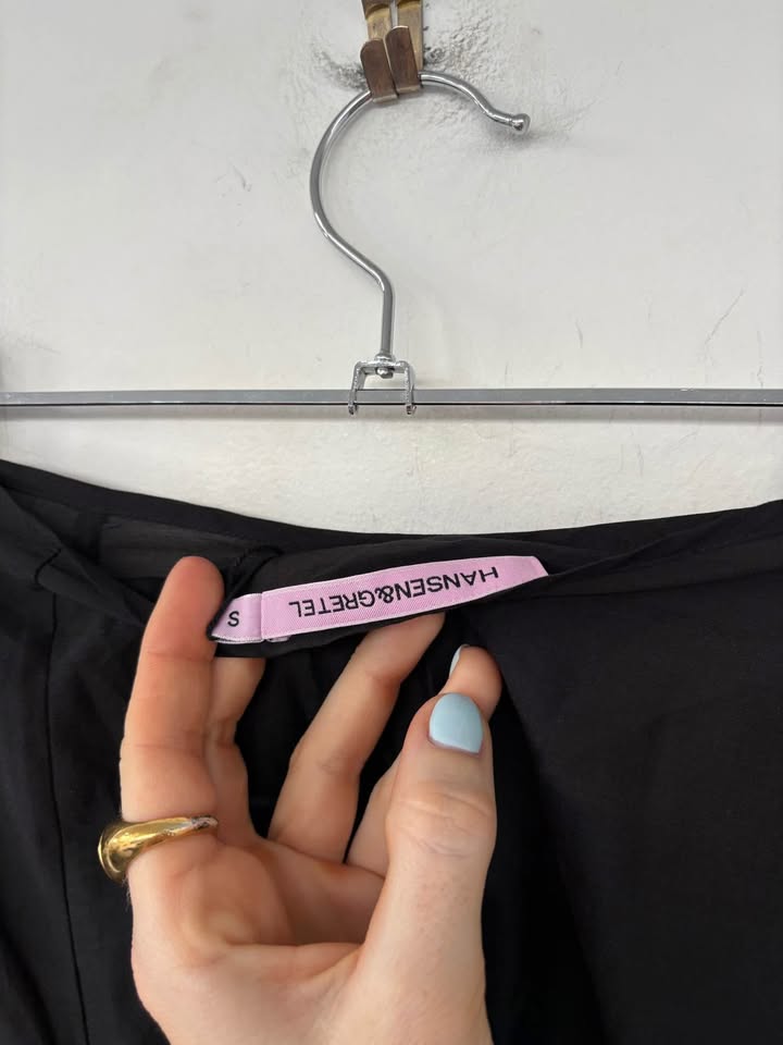 Hansen & Gretel Skirt - size small BNWT