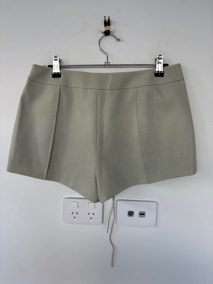 Sass and bide shorts - size 10 BNWT