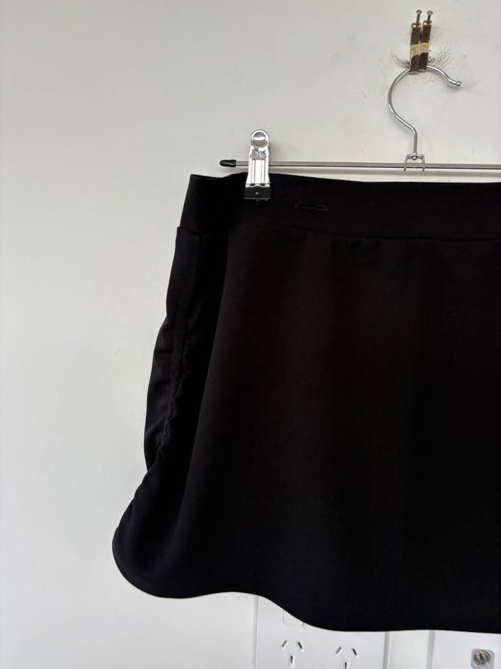 With harper Lu sample skirt - size small