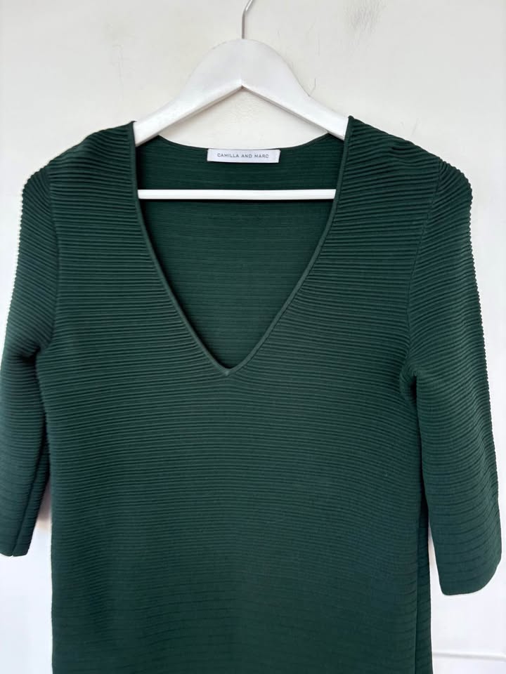 Camilla and Marc Mini Dress - size 8