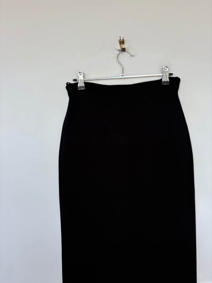 Scanlan Theodore Crepe Knit Skirt - size small