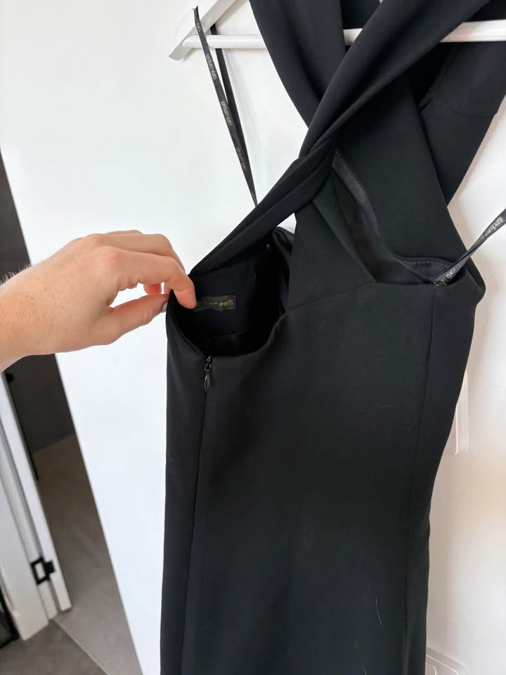 Carla Zampatti Dress - size 8