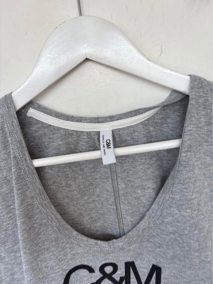 Camilla and Marc Mini - size 6