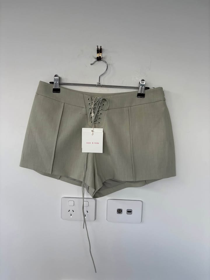 Sass and bide shorts - size 10 BNWT